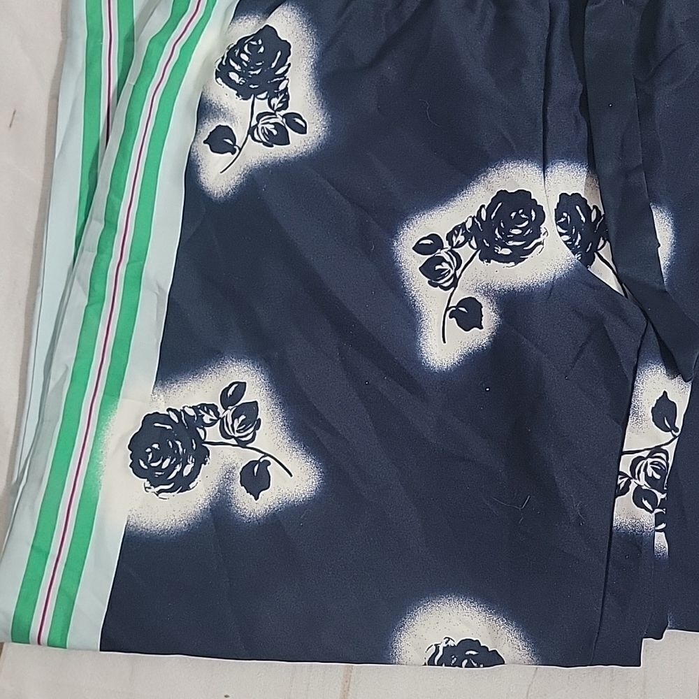 WOMENS Victoria's Secret Pajama Pants size Medium with Flowers Vintage Look - Picture 2 of 5